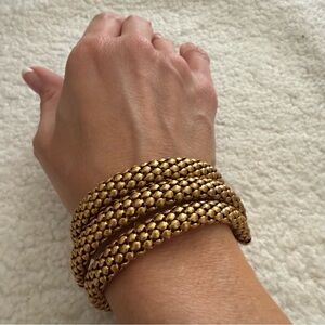 Elegant Gold Beaded Bracelet